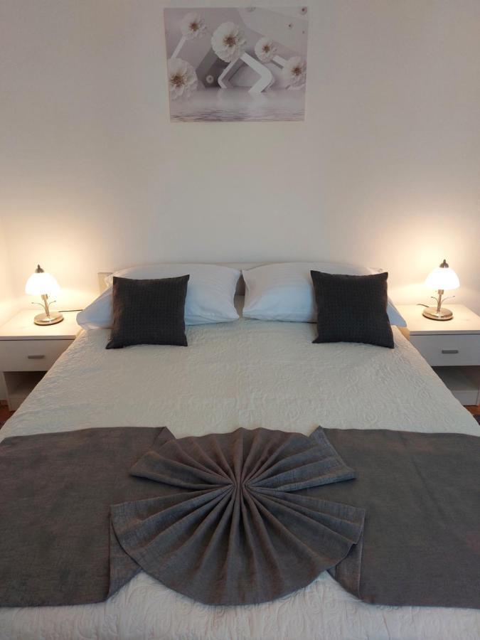 Apartment Hrzic Malinska Dış mekan fotoğraf